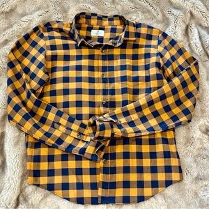 Boys long sleeve button down shirt size 18/20 perfect condition​​​​